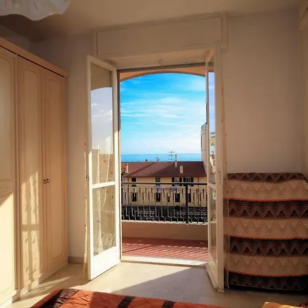 Miramare Apartmán Borghetto Santo Spirito